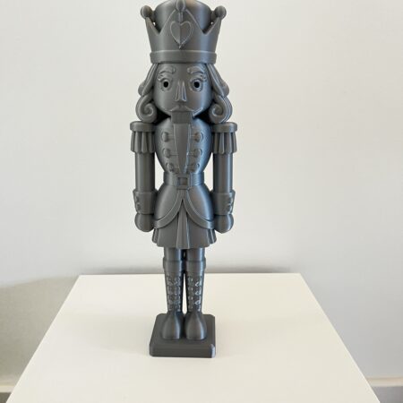 Grote notenkrakervrouw in het zilver 25 cm